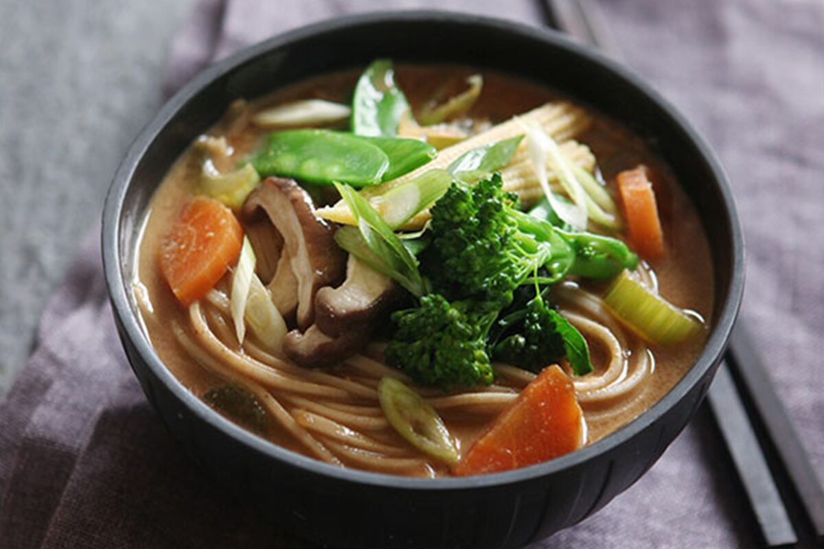 Udon in Sesame-Miso Broth