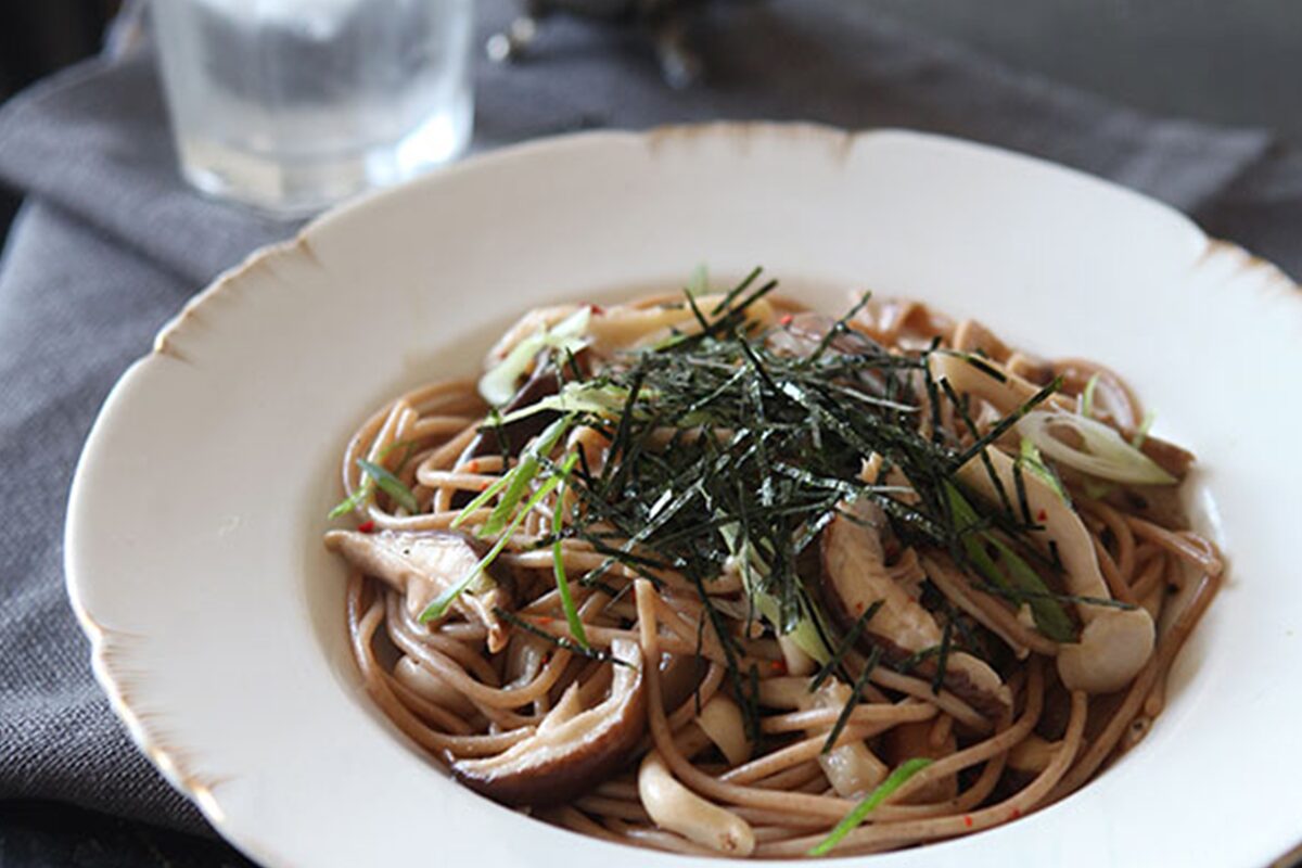 Soy Sauce Flavored Pasta with Mushrooms